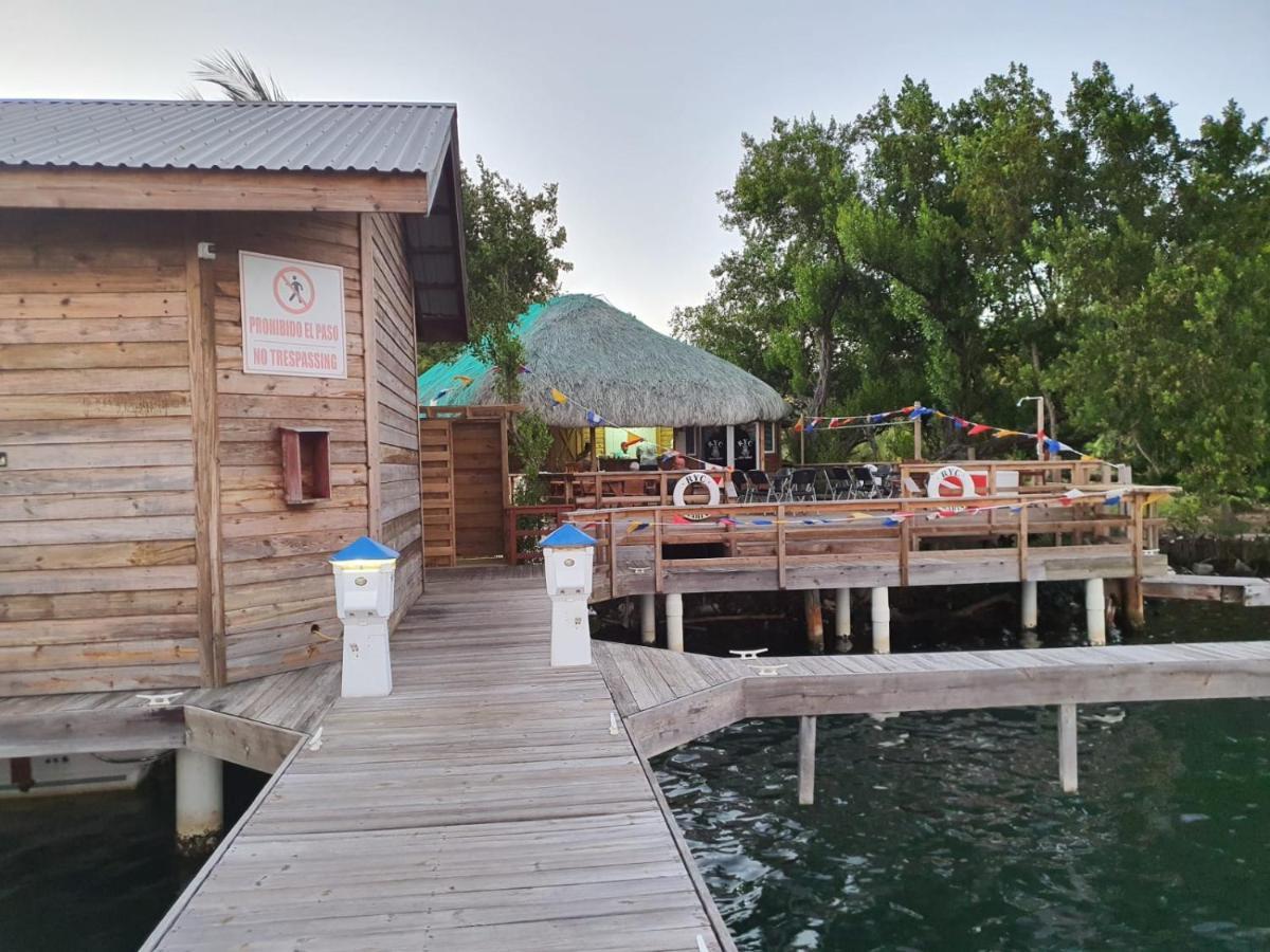 Hotel Roatan Yacht Club&Dive Center French Harbour Exterior foto