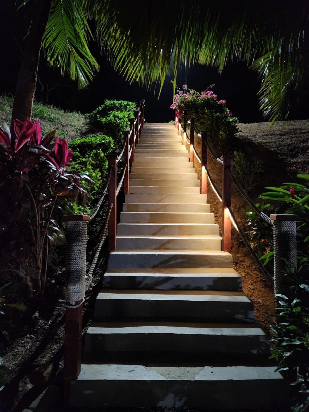 Hotel Roatan Yacht Club&Dive Center French Harbour Exterior foto